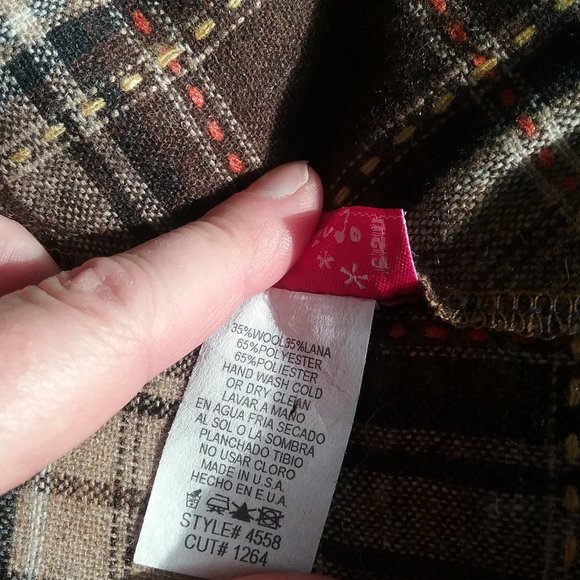 Vintage Brown, Tan and Black Kilt. Size 8. - Picture 6 of 6